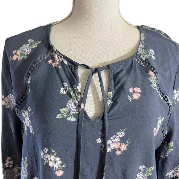 Como Vintage Blouse XL Blue Floral Lace Cutouts V Neck Long Sleeves V Neck Top - Picture 4 of 7